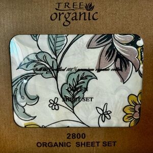 QUEEN Sheet Set - Fun, Outdoorsy Design - BRAND NEW!